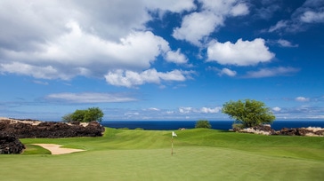The 5th green on the Tom Fazio designed 18-Hole Golf Course at Kukio.